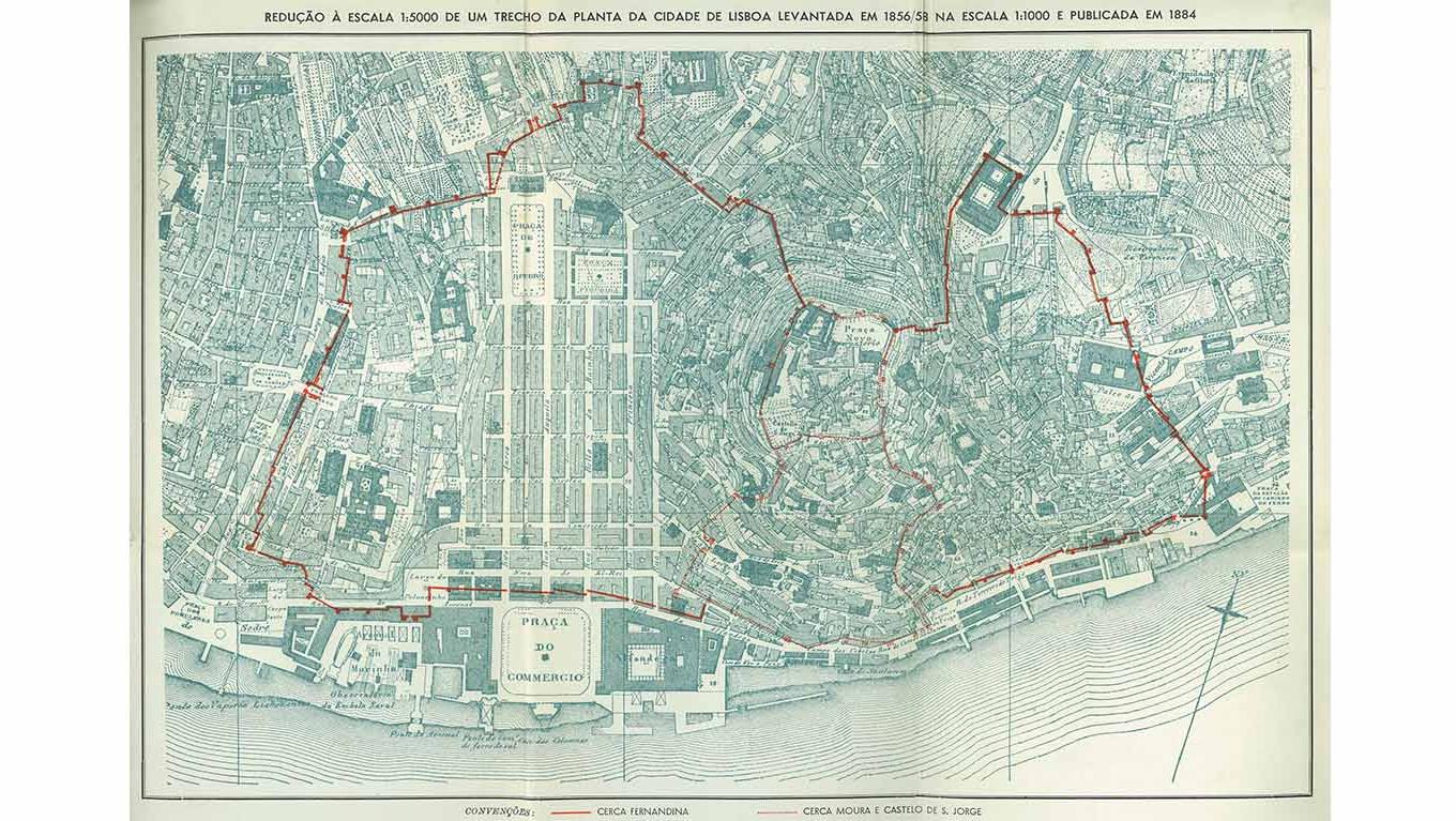 Mapa antigo da cidade de Lisboa com o desenho das antigas muralhas da cidade
