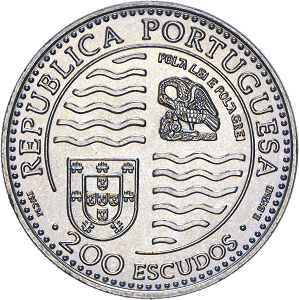 200 escudos